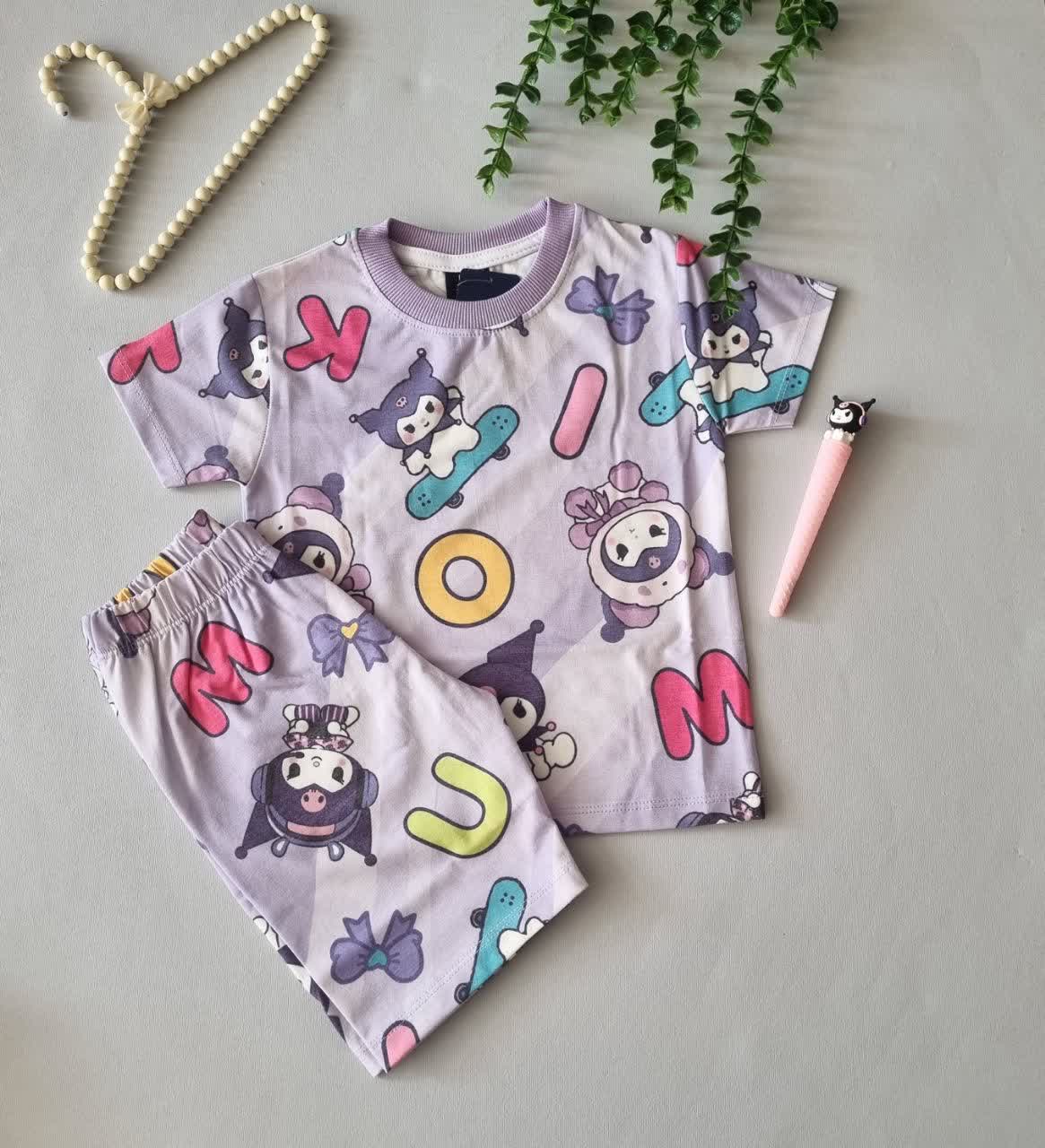 تیشرت و شلوارک کرومی